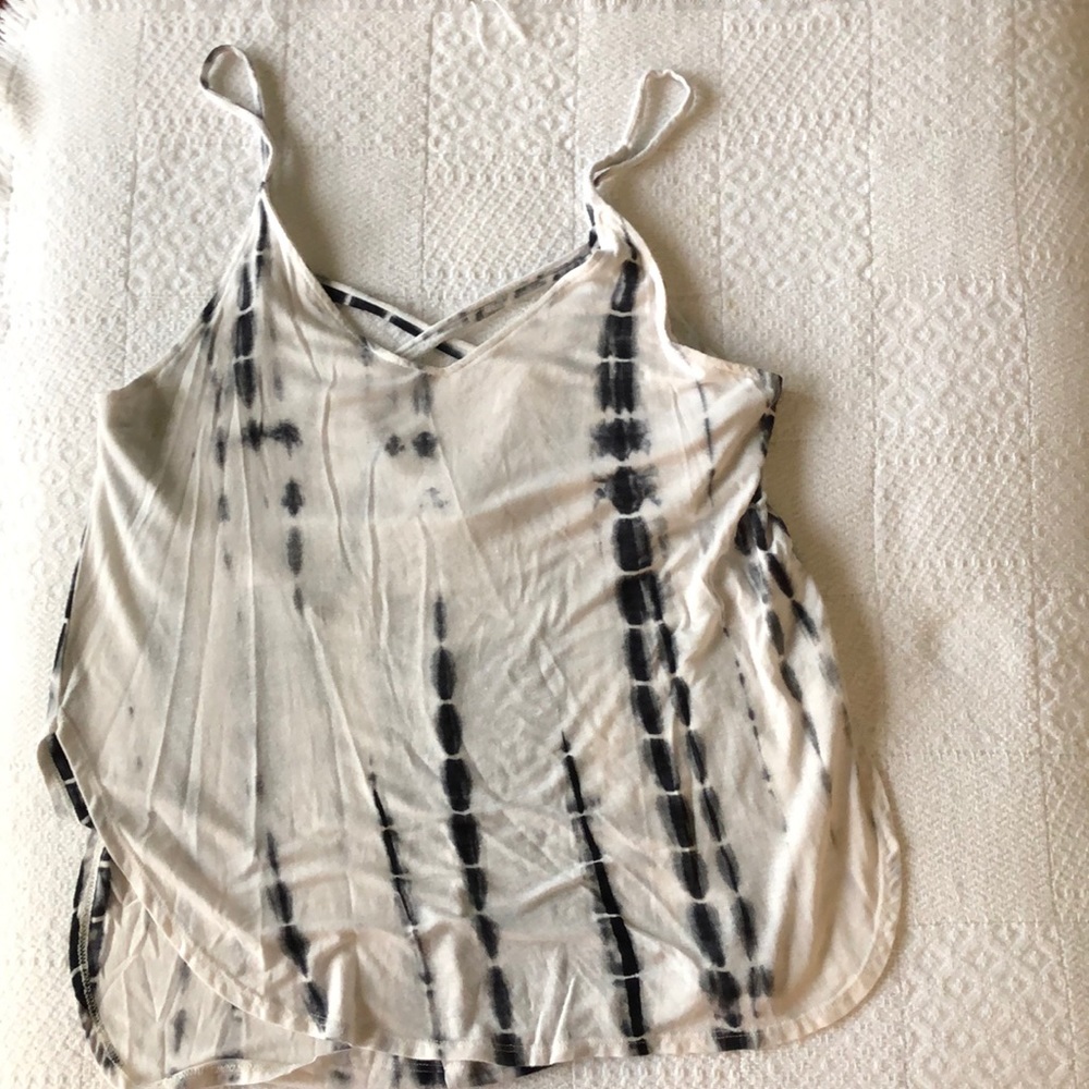 Tie dye flowy tank top